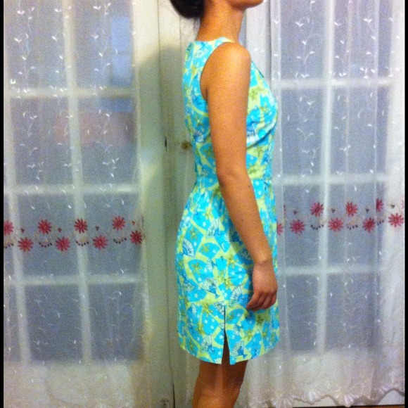 Lilly Pulitzer dress (glows in dark) - Picture 2 of 4
