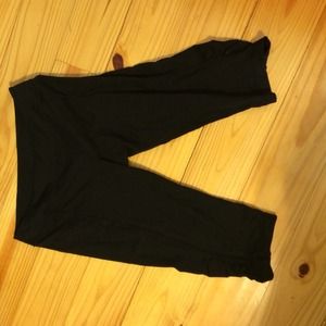 Lululemon run crops