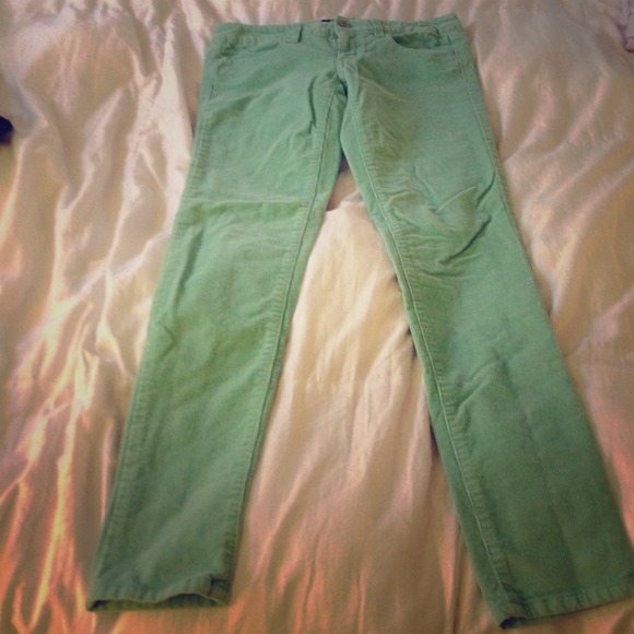 Seafoam Green Corduroy's - American Eagle - size 2 - Picture 1 of 4