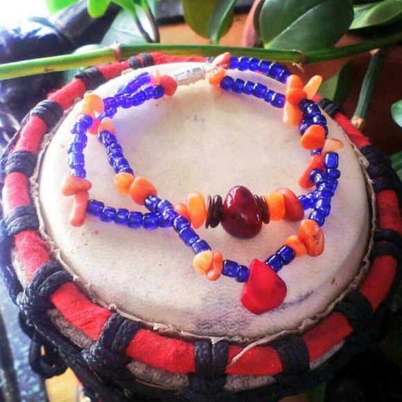 Handmade beaded bracelet - Picture 1 of 2