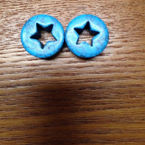 3/4" blue star cut-out acrylic plugs.