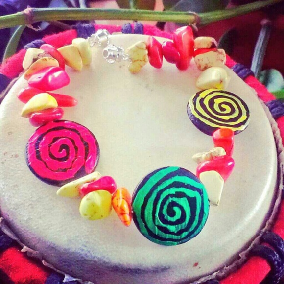 Handmade beaded bracelet (2-way flip style) - Picture 1 of 1