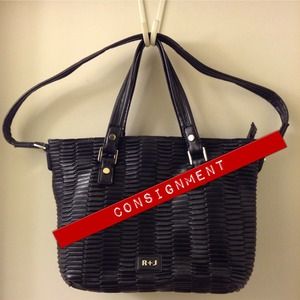 Authentic Romeo&Juliet Couture Purse w/Strap