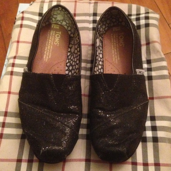 Black shiny Toms ⬇ Mark down⬇