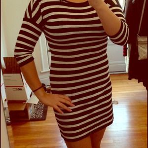 🚫SOLD LOCALLY🚫 Express dress