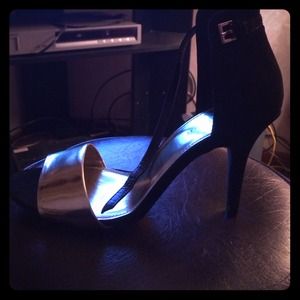 Fiona Night (Peak Toe) heel