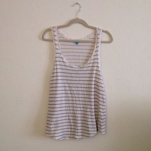 ✨Bundle for Mckenzie✨BDG Tank + Sparrow Necklace