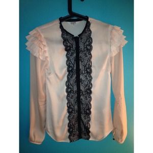 BB Dakota Pale Pink Blouse w/ Black Lace