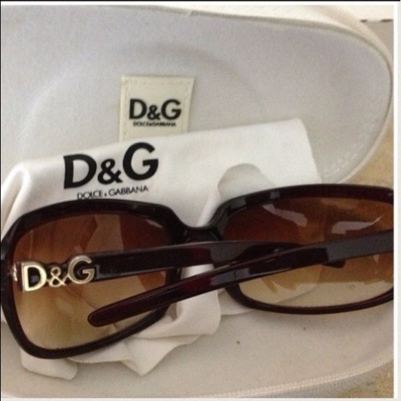SALEπ3X HPπ Dolce & Gabbana sunnies - Picture 3 of 4