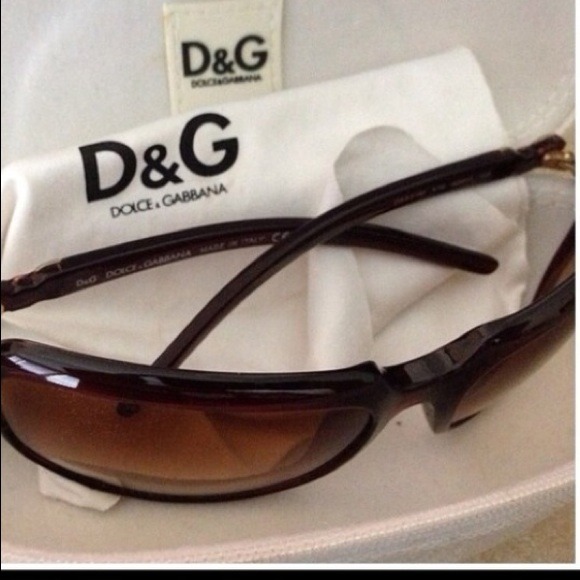 SALEπ3X HPπ Dolce & Gabbana sunnies - Picture 4 of 4