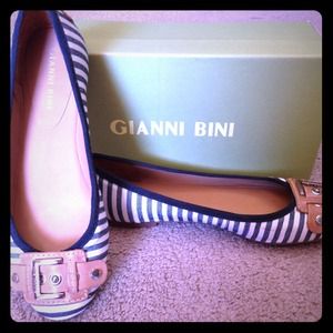Gianni Binni Ballet flats