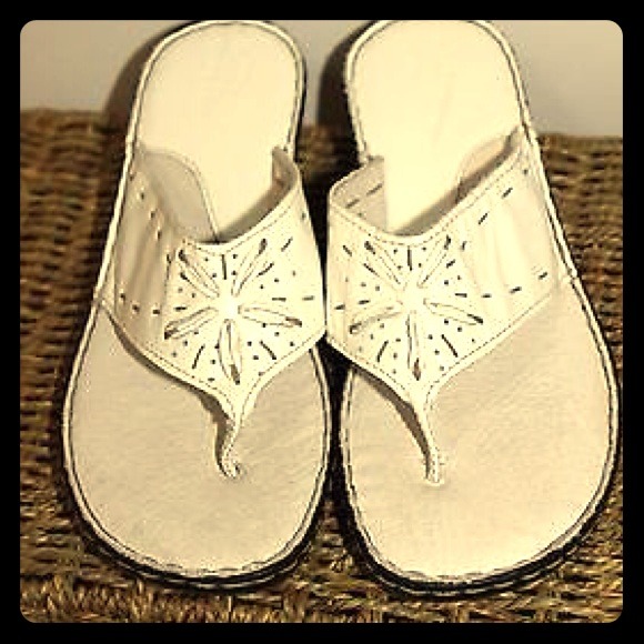 Spring Step,Size 8,White,Beige Stitching,Sandals