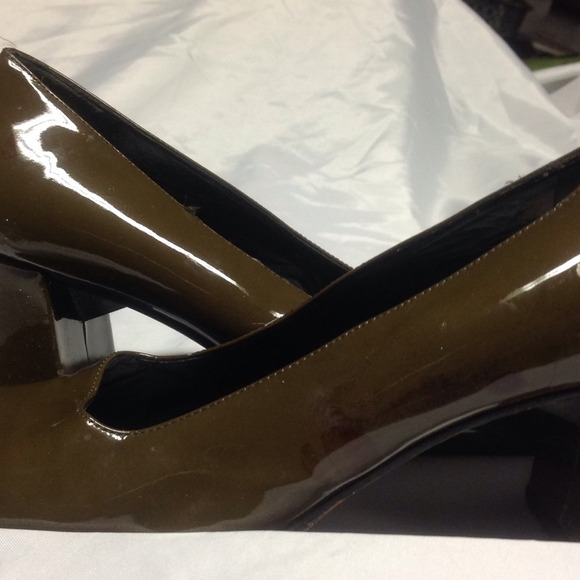 Shoes - Picture 3 of 3