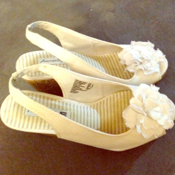 White wedge