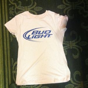 🎀pink. Bud light shirt 🎀