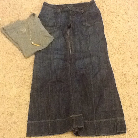 Banana Republic classic wide leg jeans, size 4P