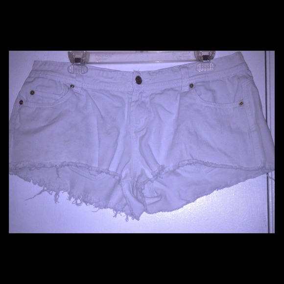 White short cut offs. - Picture 1 of 2