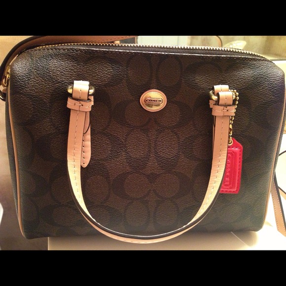 🔓Marked Down🔓💯COACH Crossbody F50178 NWT - Picture 2 of 4