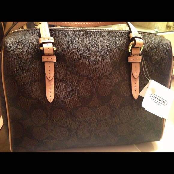 🔓Marked Down🔓💯COACH Crossbody F50178 NWT - Picture 3 of 4