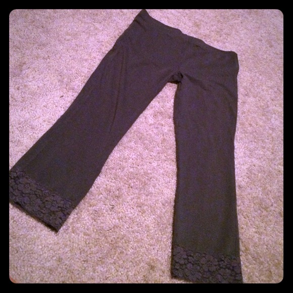 Miley Cyrus leggings dark gray. sz med. lace bott