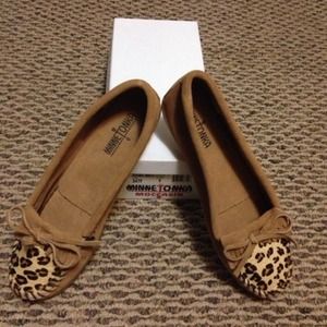 🚫hold @shorescreations🚫Minnetonka moccasins 🌸