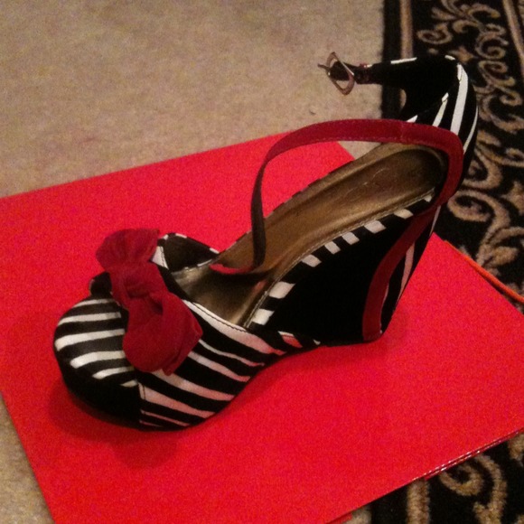 Zebra print wedge shoes reduced!!!!