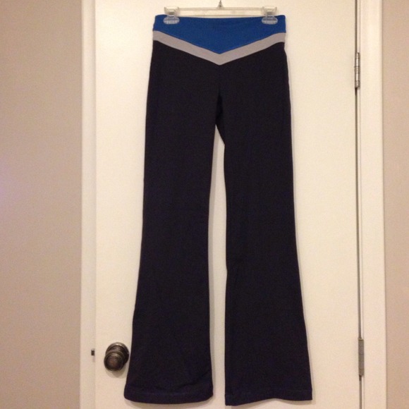 Victoria Secret Sport Pant (Grey and Blue)