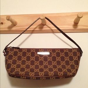 authentic Gucci pochette - now $100