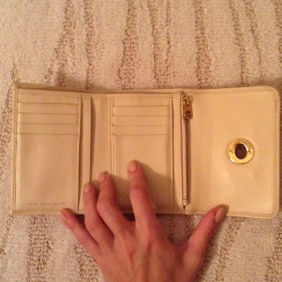 Marc By Marc Jacobs Wallet - Picture 2 of 4