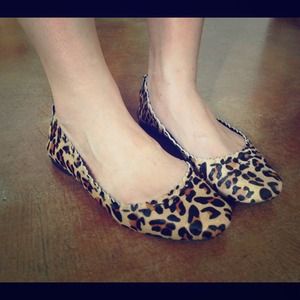 Leopard flats