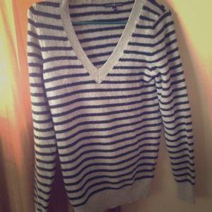❌SOLD Gap Sweater