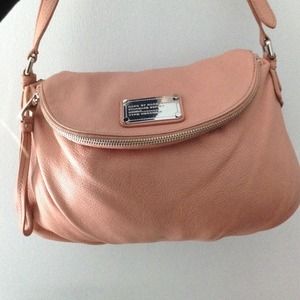 blush Marc by Marc Jacobs classic q Natasha
