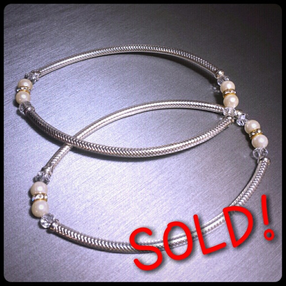 Jewelry - SOLD_ Unique anklets _ silver & faux pearl