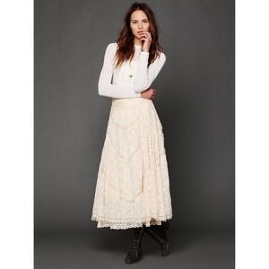 🚫SOLD🚫 Free People x Annie Oakley lace skirt