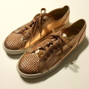 NIB Michael Kors Rose Gold Studded Sneakers