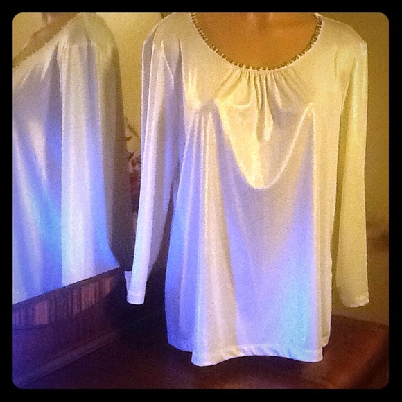 RUBY RD BLING TOP💕BEAUTIFUL💕GLIMMERS💕