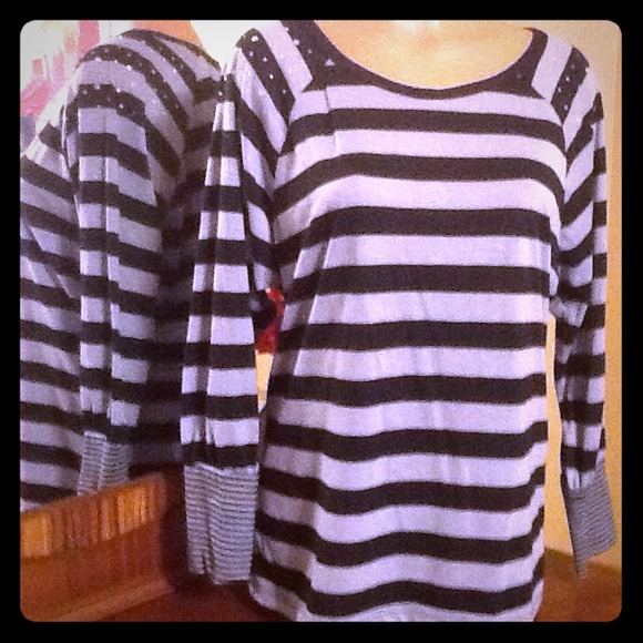 FRENCH LAUNDRY  BLING STRIPPED TEE SZ M 💋