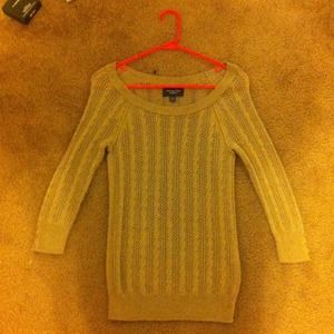 AE sweater/top