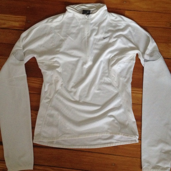 Nike woman dri-FIT knit
