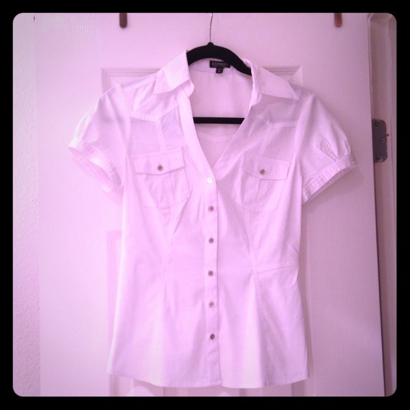 Stretchable collared white top by express
