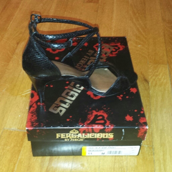 🚫sold🚫Fergalicious Hex Black Snake Print - Picture 2 of 2