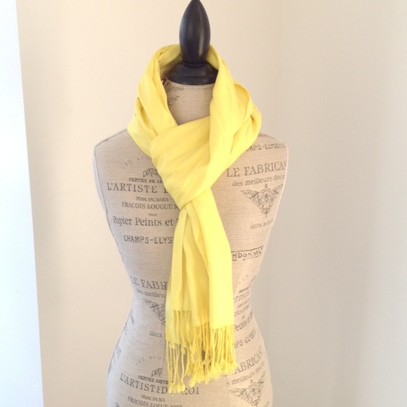 Yellow pashmina