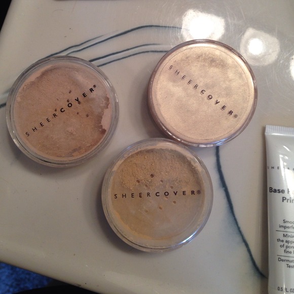 Sheer cover concealer kit - Picture 2 of 3