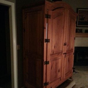 Wood cabinet