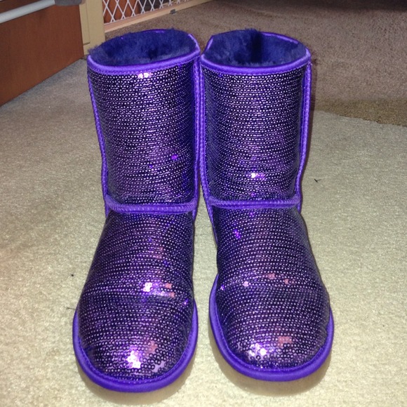 🎉SOLD🎉Limited Edition Sequin UGGs - Picture 3 of 4