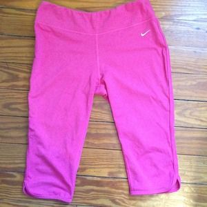 Nike Dri-Fit run Capri