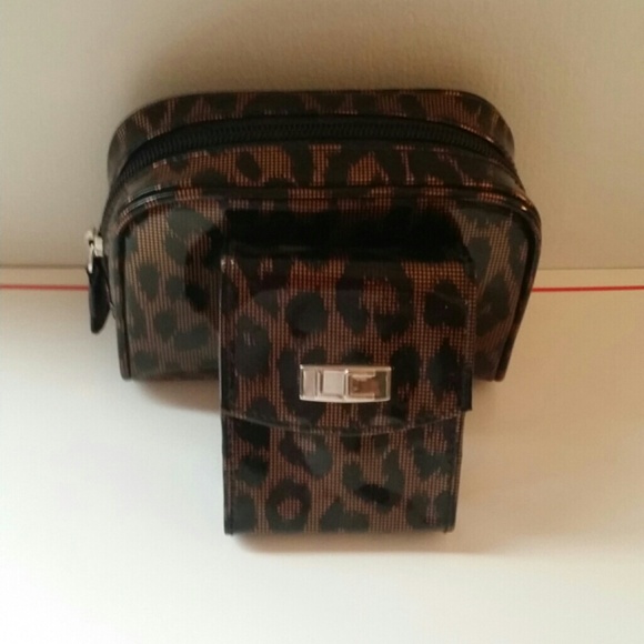 Leopard Cosmetic & Lipstick Case - Picture 1 of 2