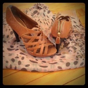 Chinese laundry open toe shoe