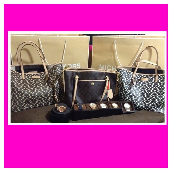 Brown coach purse