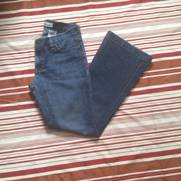 Sexy Gap Long and Lean Jeans - Picture 2 of 4